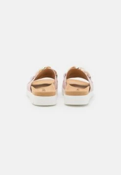 Gabor Pantolette Flach - Nude -Gabor Schuhe Geschaft 07f4a735cb1f4f2e8633457ab9ad553a