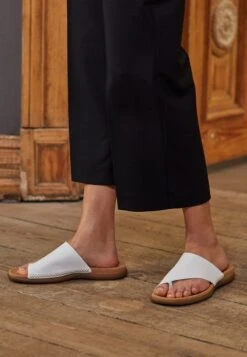 Gabor Zehentrenner - Weiß -Gabor Schuhe Geschaft 0ee11fd3bfb34418a1f77ff862a6e131