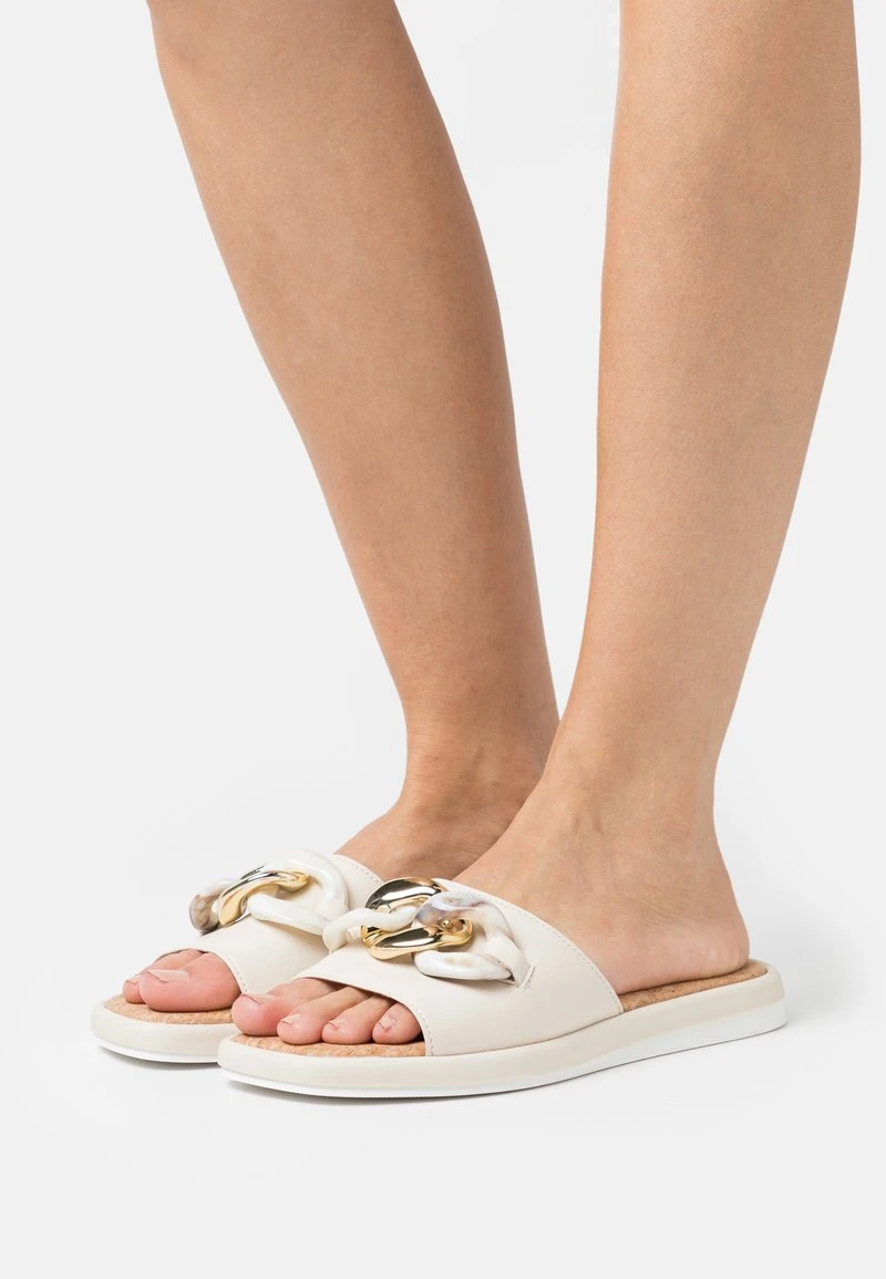 Gabor Pantolette Flach - Panna 1 Gabor Pantolette Flach - Panna