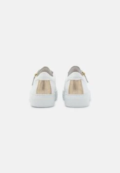 Gabor Comfort Sneaker Low - Weiss/platino 9 Gabor Comfort Sneaker Low - Weiss/platino -Gabor Schuhe Geschaft 979f6d11530c4e52b8841566acb03429